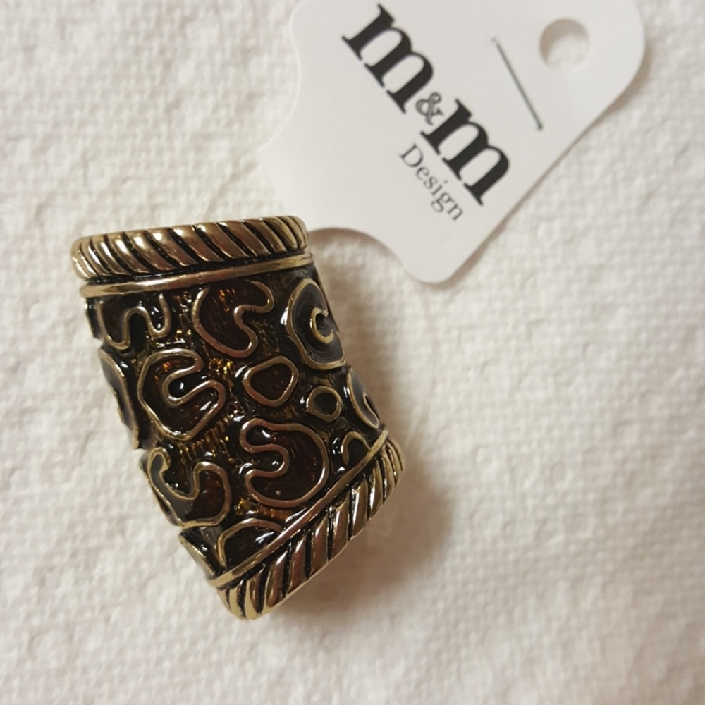 Gold designed scarf jewelery slide